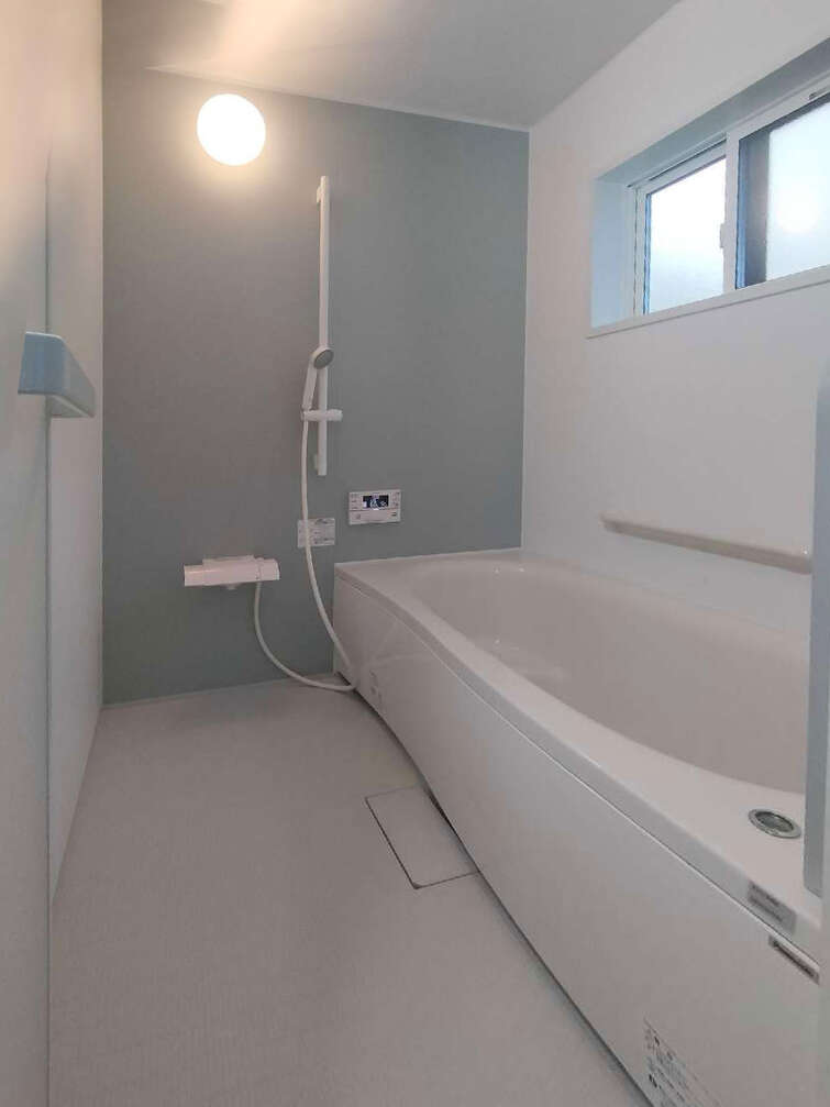 【施工後】寒いタイル風呂を快適なユニットバスへ