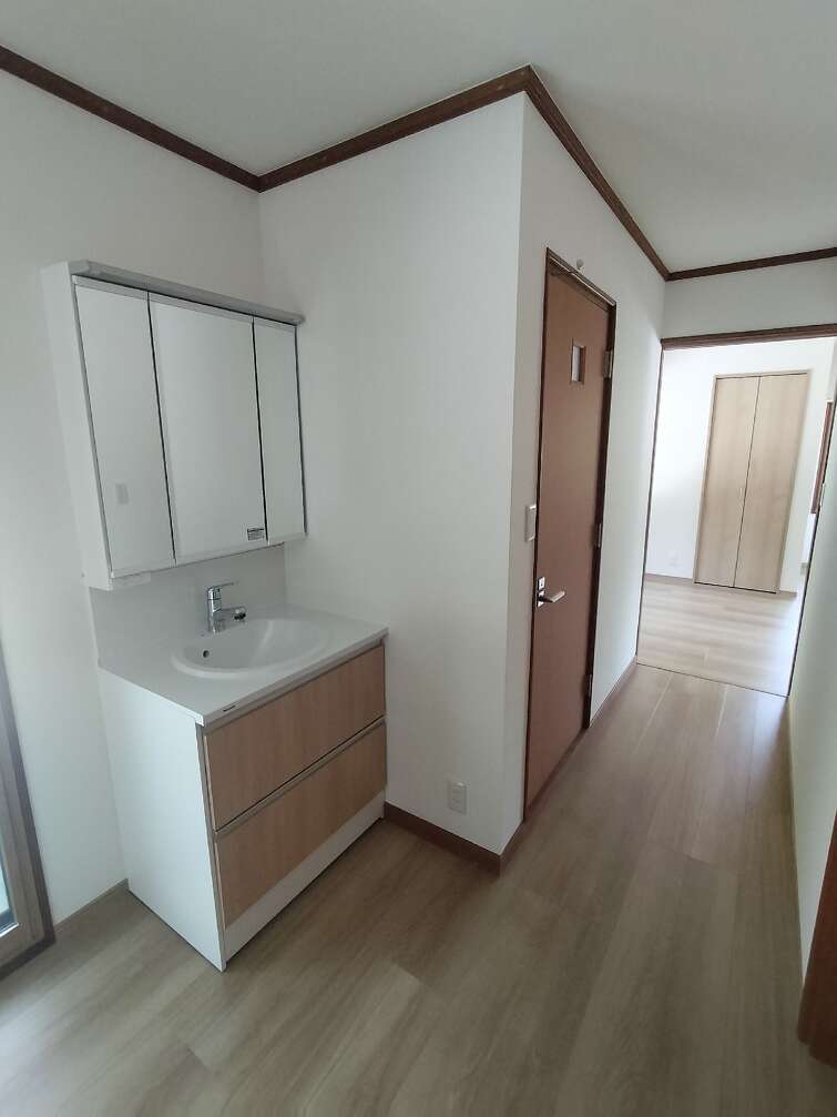 洗面化粧台も新生活にあわせて新しく