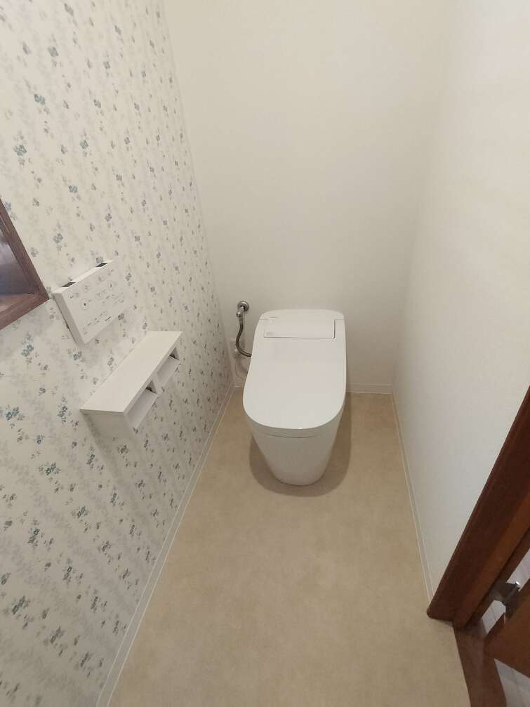 トイレもパナソニック製を採用し、統一感と使い勝手の良さを実現