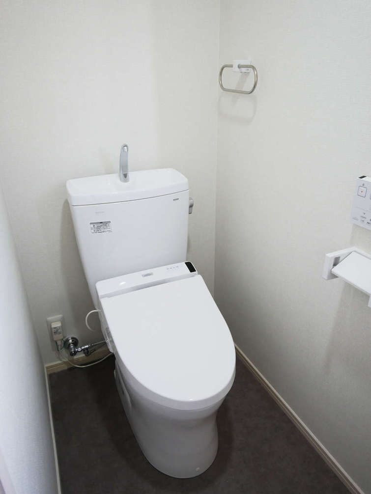 離れにトイレを新設 施工例・費用のご紹介 岡山市密着型のリフォーム専門会社 アベルホーム トイレリフォーム